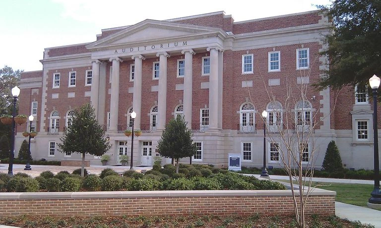 University of Alabama Scholarships 2025: Everything You Need to Know