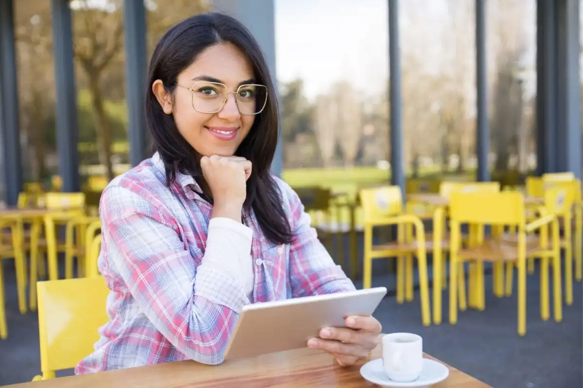 Shawn Carter Scholarship: Empowering Underserved Students to Achieve Their Educational Dreams