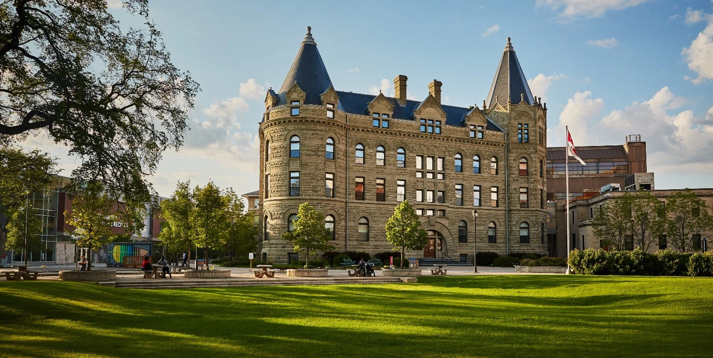 Winnipeg President’s Scholarship Program: Your Pathway to Academic Success in Canada