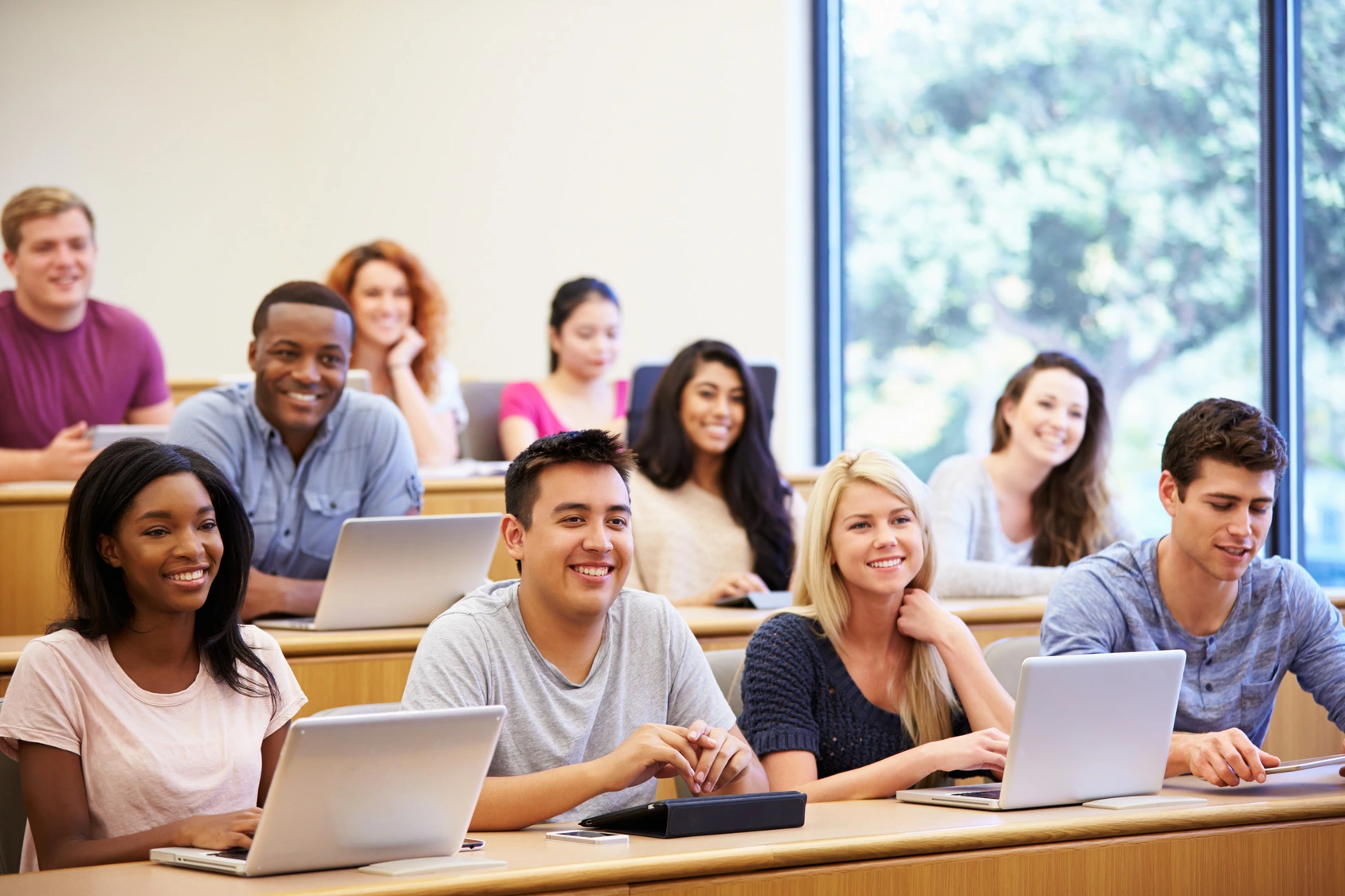 How to Excel in Academics While Studying Abroad