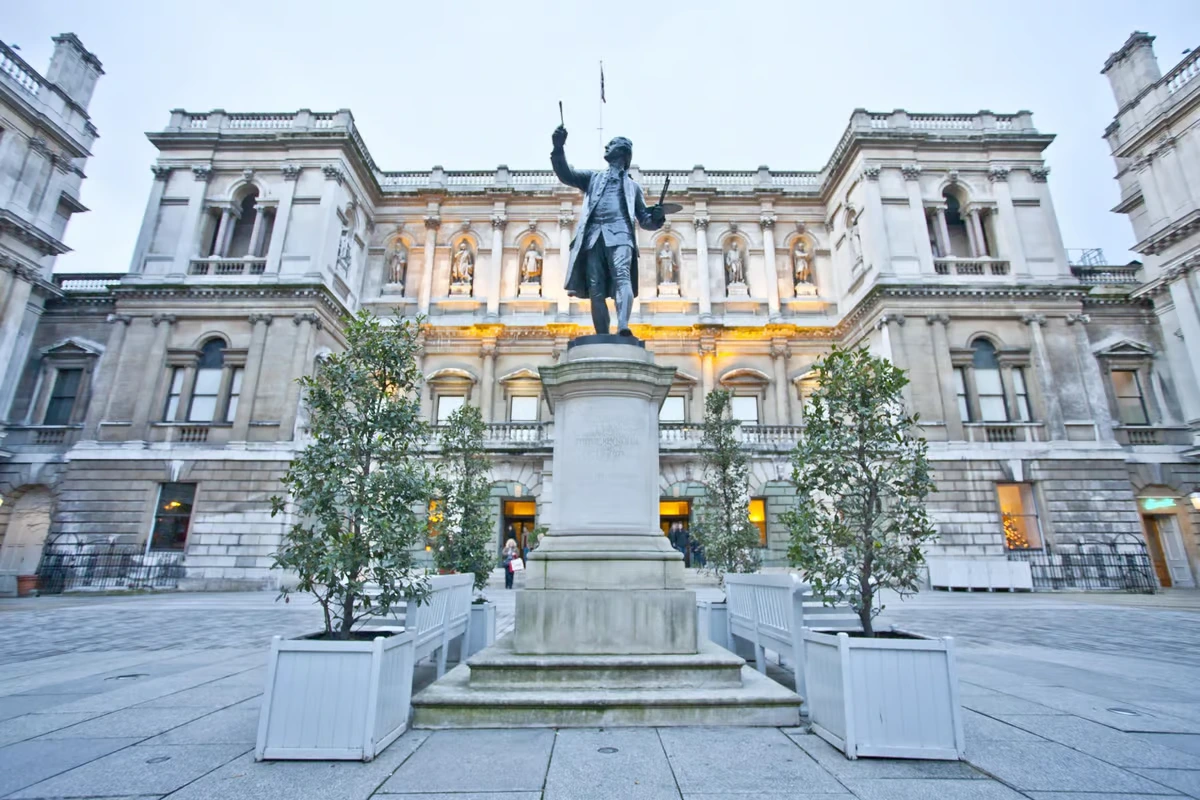 Royal Academy of Engineering Research Fellowships: A Pathway for Future Engineering Leaders