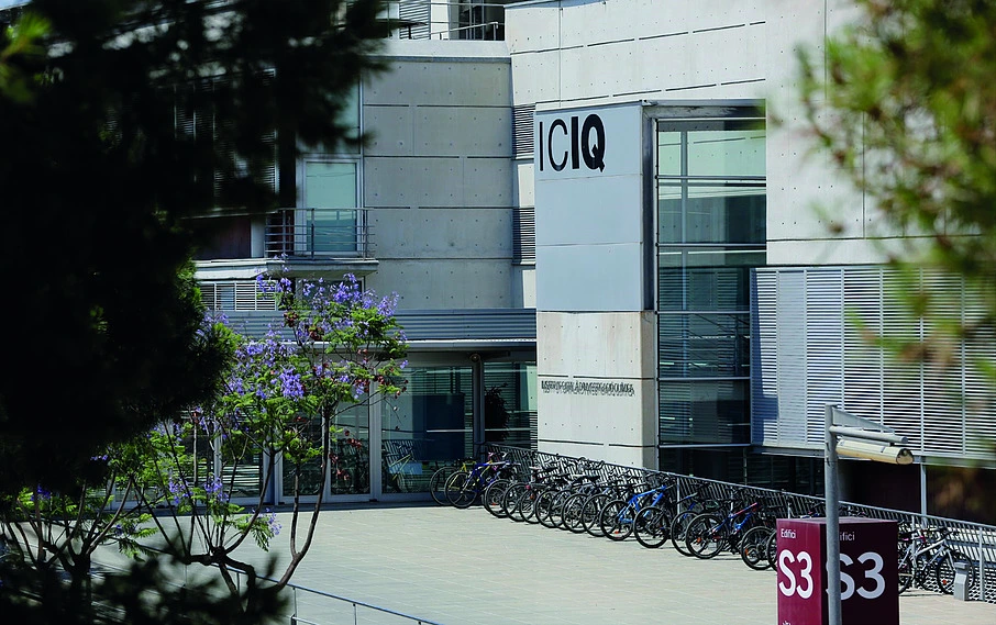 ICIQ Spain Summer Fellowship 2025 – A Fully Funded Research Opportunity for Aspiring Scientists