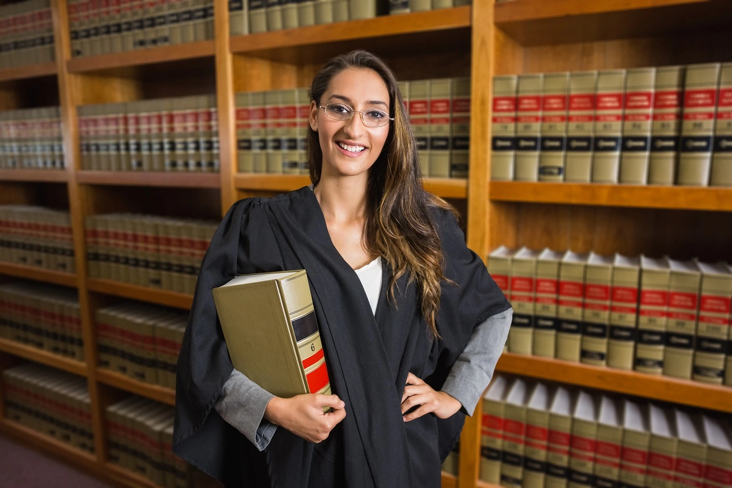 Law Scholarships for International Students in Prestigious Universities