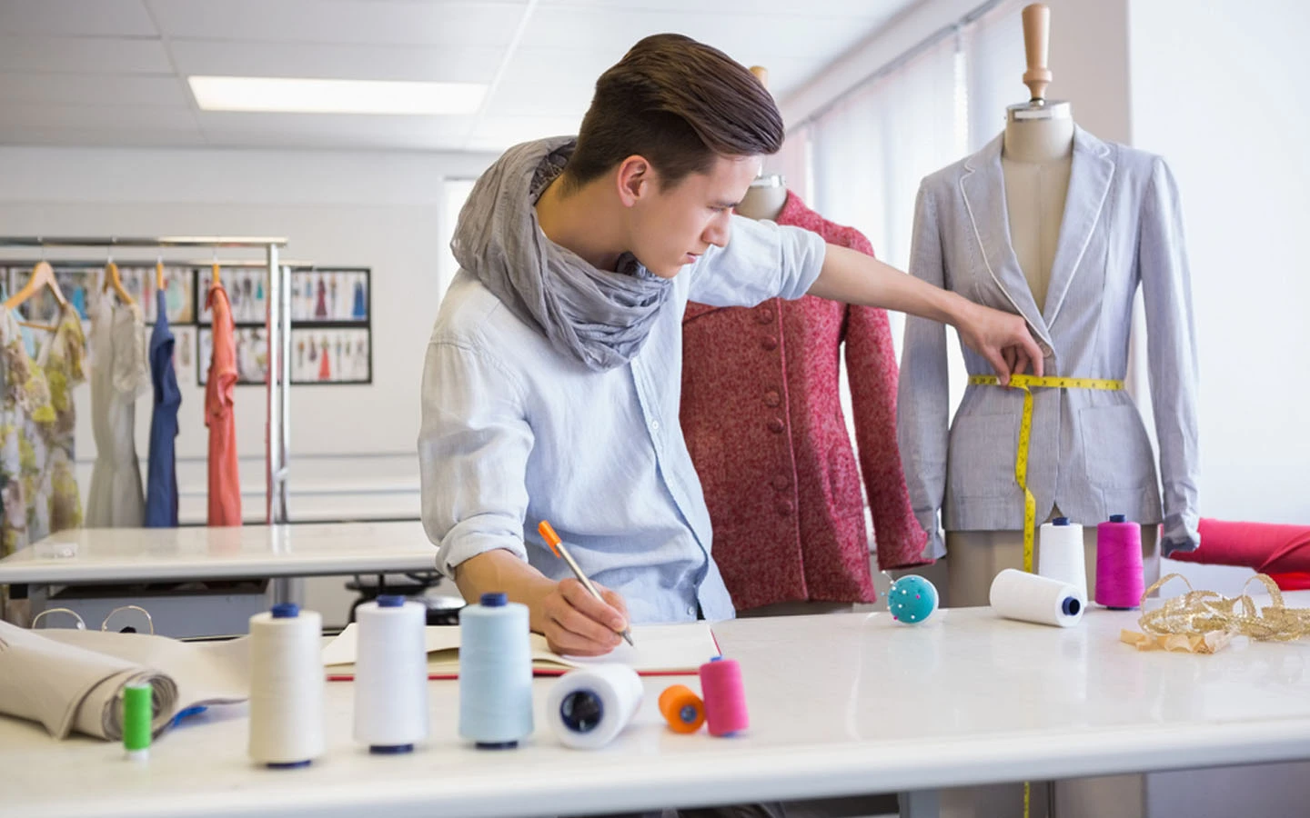 What Should I Study to Become a Successful Fashion Designer?